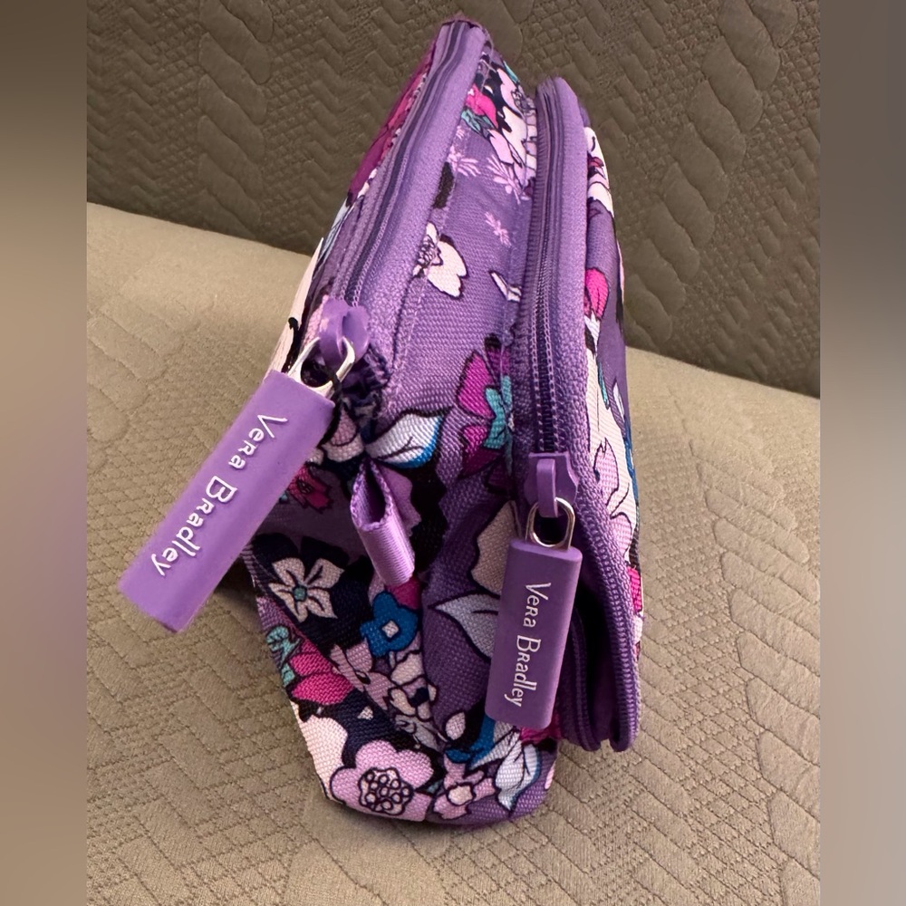 Vera Bradley Lighten Up Compact Organizer Case Enchanted Garden NWT’s